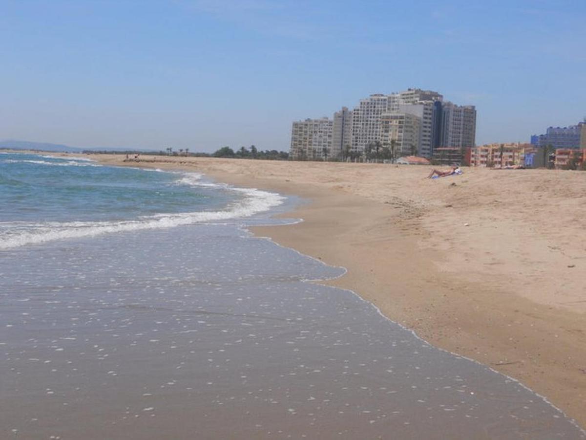 Goldhome - Sylvia - Vistas Espectaculares Al Mar Empuriabrava Exteriör bild